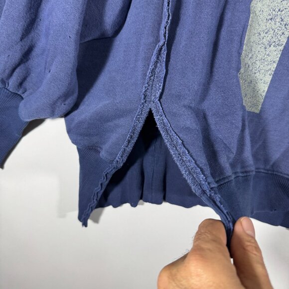 Free People Graphic 13 Camden Sweatshirt Size Small Blue NWT - Picture 8 of 8